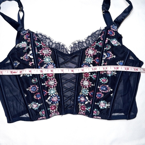 NWT Victoria's Secret Dream Angels Jeweled Unlined Embroidered Satin Corset SZ S - Picture 9 of 9